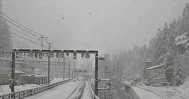 Makth në Zvicër/ Një ortek përmbys trenin dhe lë dhjetëra të plagosur