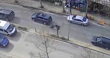 Aksidenti i të miturit në Tiranë/ Policia:7-vjeçari u godit në rrugë nga dy makina