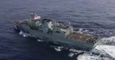 SHBA “zbarkon” në Lindjen e Mesme/ Aeroplanmbajtësja më e madhe në botë niset në rajon, mes tensioneve me Iranin