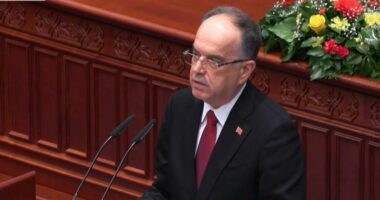 Vizita e Begajt në Shkup/ Presidenti: Fqinji i mirë njihet në ditë të vështira! Kemi nivele të larta bashkëpunimi!