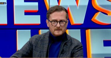 Bordi i Paqes/ “Shqipëria po merr një pozicion në arenën ndërkombëtare”, Emilio Çika: Prania e Ramës i jep kredo politike!