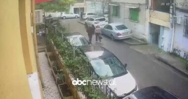 Vrasja e Egli Pashollarit/ Momenti kur çifti braktis mjetin dhe largohet në këmbë. Zbardhet dëshmia e gruas