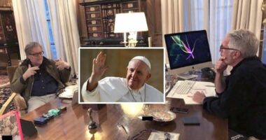 Ish‑këshilltari i Trumpit dhe Epstein planifikuan “ta rrëzonin” Papën Françeskun