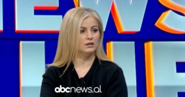 Grabitja e Fibank/ Gazetarja: Autori ndërtues, kompania në prag falimenti. Paratë ia dha arkëtarja nën kërcënimin e armës