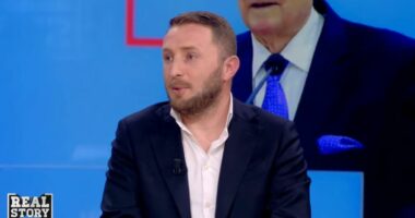 “Kreu i PD bën thirrje për luftë civile dhe nuk merret asnjë masë”/ Gazetari: Drejtësia, e kompleksuar nga Berisha!