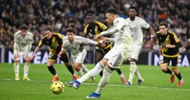 Real fiton mes kaosit/ Sukses 2-1 në derbin e vogël ndaj rivalit Rayo, Balliu në stol