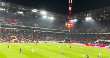 Rekord tifozësh në Gjermani/ Plot 50 000 spektatorë në ndeshjen për të rinj në Champions