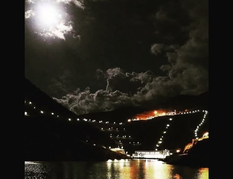 Reshjet e dendura të shiut  KESH  Shkarkime të kontrolluara nga Hec et e Fierzës  Komanit dhe Vaut të Dejës