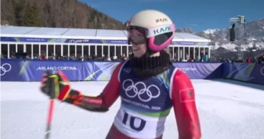 Colturi pranë medaljes/ Skiatorja kuqezi, e katërta në zbritjen e parë në sllallomin gjigand