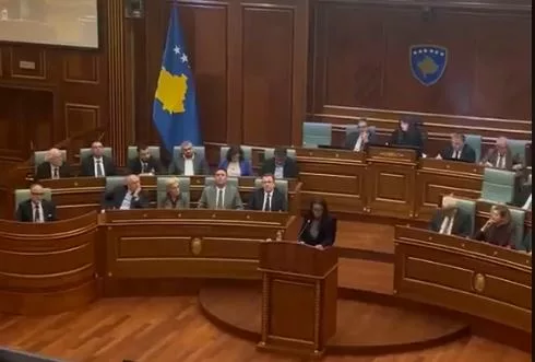 LDK nuk votoi për UÇK: Rezoluta nuk kërkon zbardhjen e vrasjeve para e pas luftës