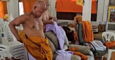 Pornografi, drogë, armë/ Skandal në tempullin budist në Tajlandë, në pranga 4 murgj