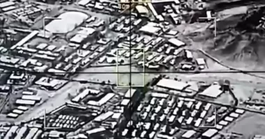 VIDEO/ Vijojnë luftimet mes Pakistanit dhe Afganistanit, qindra të vdekur