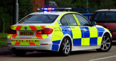 Sulm në një shkollë në Londër, goditen me thikë dy të mitur