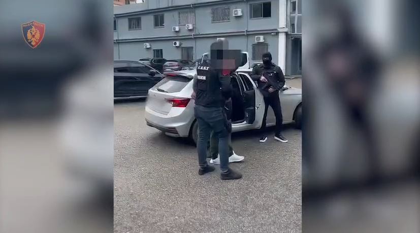 I shpallur në kërkim ndërkombëtar për vrasje  Arrestohet 34 vjeçari shqiptar në Tiranë  ekstradohet në Britani