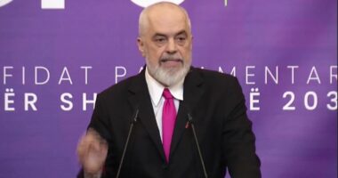 “Asnjë reflektim nga gjyqësori”, Rama-prokurorëve: Atij që iu lexon ‘librin e shpisë’ para SPAK nuk i artikulojnë dot një gjysmë llafi