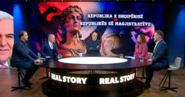 Lufta për pagat, kush ka të drejtë?/ Ballanca: Ka patur gjithmonë ‘një luftë’ mes gjyqtarëve dhe ekzekutivit për pagat