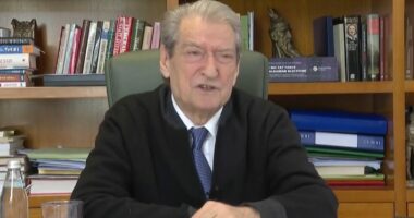 Berisha, i lumtur pas Kushtetueses/ Nuk shau më Gent Ibrahimin: U vendos një mur për Edi Ramën