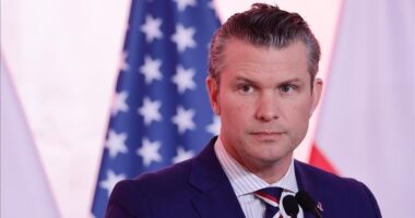 Hegseth: SHBA, e përgatitur të ndërmarrë veprime kundër Iranit