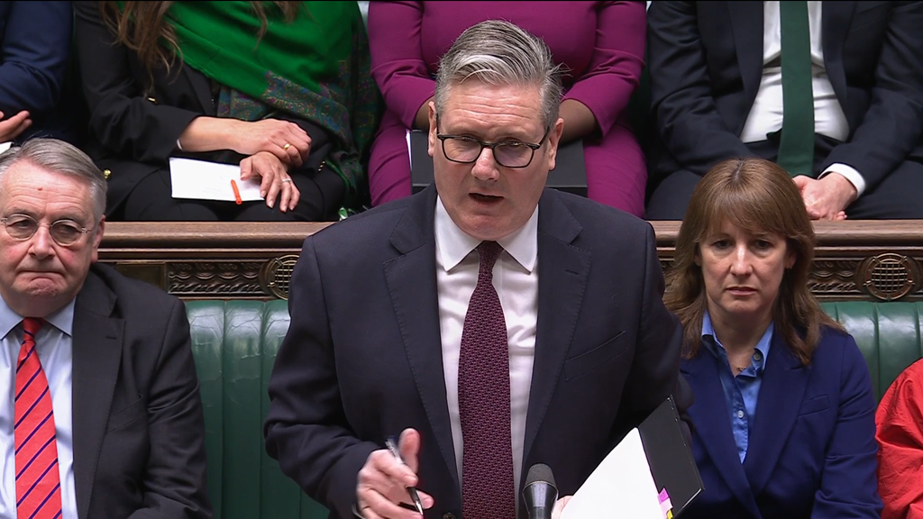 Dosja Epstein  Starmer  Mandelson tradhtoi Britaninë me informacionet e dërguara te Epstein