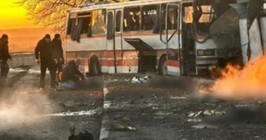 Dronët rusë godasin autobusin në Ukrainë, të paktën 12 viktima