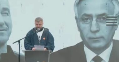 Tasholli: Ushtria Çlirimtare e Kosovës nuk është flamur partie, është themel i lirisë tonë