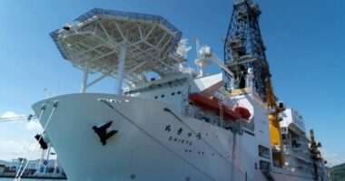 Japonezët gjejnë thesar të vërtetë në një thellësi prej 6,000 metrash