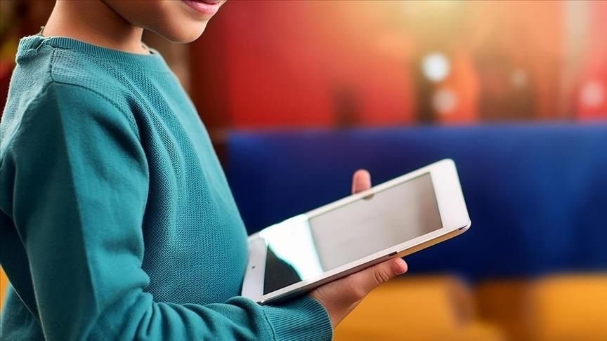 Çekia gati ndalimin e mediave sociale për fëmijët nën moshën 15 vjeç