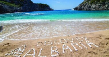 Revista franceze sugjeron Shqipërinë: Destinacioni i ri që po ndryshon shpejt