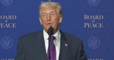 Bordi i Paqes/ Presidenti Trump: Të nderuar që na bashkohet kryeministri Rama