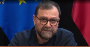 Rrëshqitja e dherave në Librazhd/ Kreu i hekurudhës shqiptare: Në punë për të projektuar rrugën e re