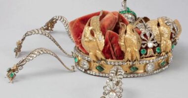 Vjedhja spektakolare në Luvër/ Gjendet kurora e mbretëreshës