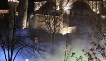 Protesta e Berishës reagon Rama: Kur mortja e shtyn qenërinë tek dera e xhamisë…