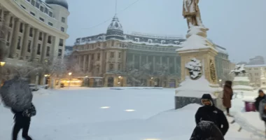 Alarm i kuq në Rumani, shkak stuhia e borës, bllokohen disa rrugë