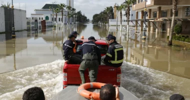 Moti i keq godet Marokun, viktima e të zhdukur/ Mbi 150 000 njerëz evakuohen nga banesat e tyre