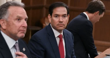 Marco Rubio pritet të takohet me Orban në Hungari