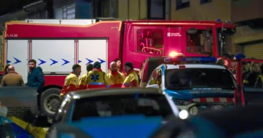 VIDEO/ Zjarr në një pallat në Spanjë, pesë viktima dhe katër të plagosur