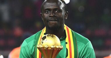 Mané nuk jep trofeun/ Futbollisti i Senegalit refuzon të japë çmimin individual