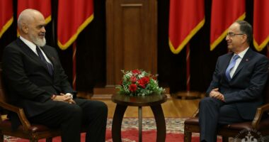 Ndryshimet në qeveri/ Rama i dorëzon sot Begajt emrat e rinj të Kabinetit