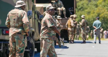 Luftë kundër bandave, Afrika e Jugut nxjerr në rrugë ushtrinë