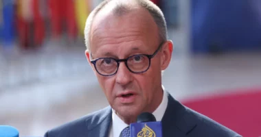 Kancelari gjerman kritika Orban: Po dëmton besueshmërinë e BE-së