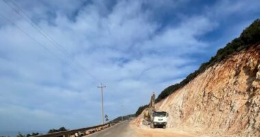 “Kufizohet përkohësisht qarkullimi”, ARRSH: Do kryhet shpërthim i kontrolluar pranë tunelit të Llogarasë