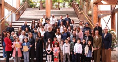 Dita e Mësuesit, Rama uron 7 Marsin ndan foto nga Manastiri: Të kujtojmë sa e fortë është lidhja përmes gjuhës