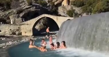 Rama publikon pamje nga Banjat e Bënjës: Fluks i lartë vizitorësh dhe transformim i plotë i zonës