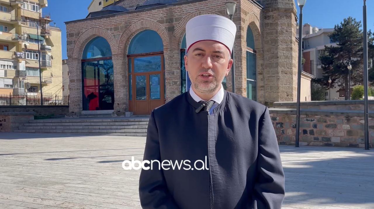 Xhamia e Mirahorit, mbi 5 shekuj histori/ Ndërtuar në 1465, është godina e parë me kube plumbi në Shqipëri