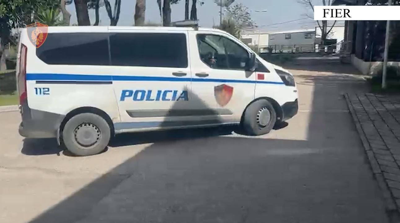 posedonin-arme-zjarri-pa-leje-fier-arrestohet-52-vjecari-ne-kerkim-34-vjecari