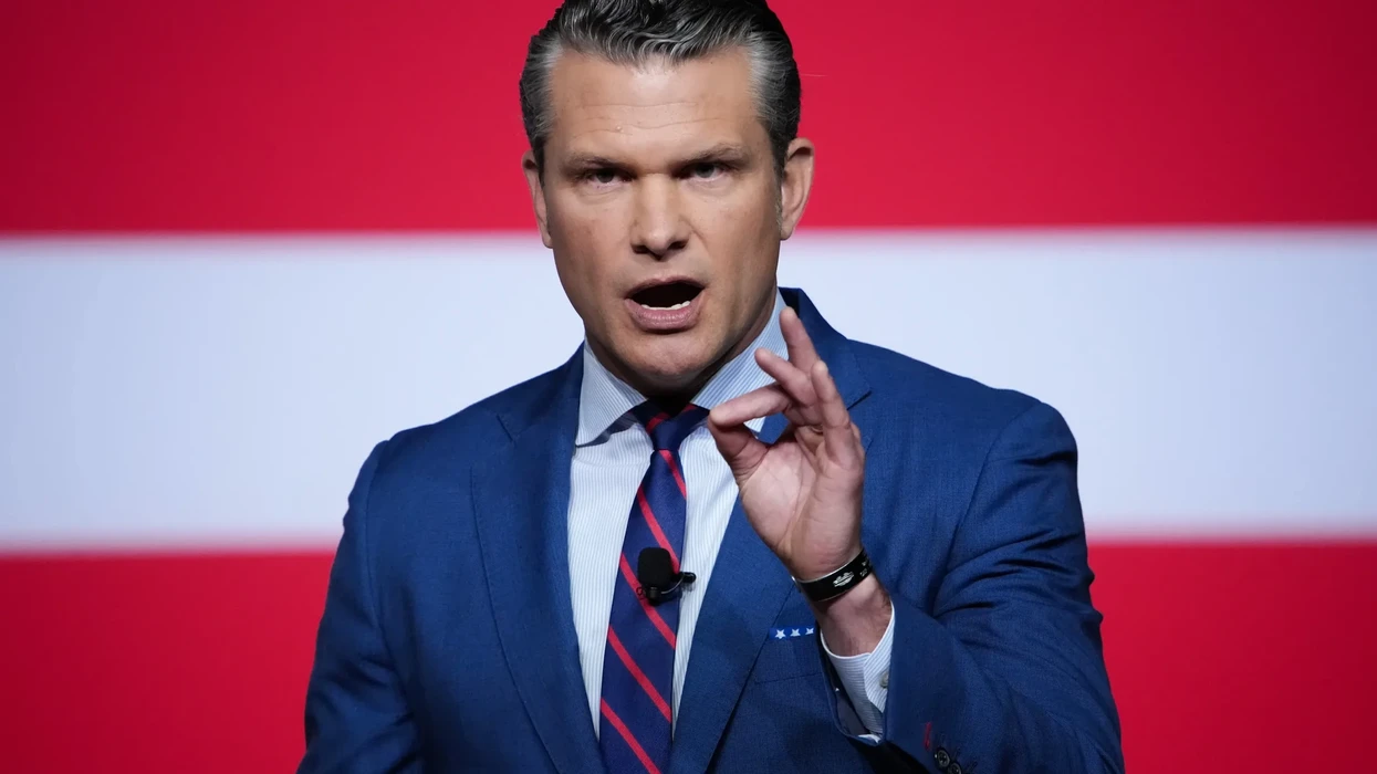 Hegseth konfirmon se SHBA fundosi anijen iraniane  të paktën 140 persona të zhdukur