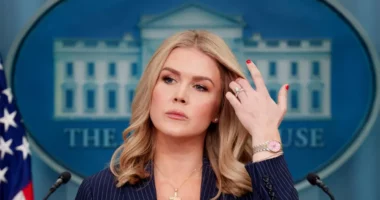 Zëdhënësja e Shtëpisë së Bardhë ndryshe nga Trump: Irani kurrë nuk ka qenë kërcënim për Amerikën