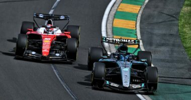 Mercedes triumfon në Australi/ Skuadra gjermane fiton garën e parë të sezonit në Formula 1