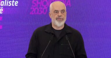 “Shqiptarët, lojtarët më të mirë të sportit të politikës”/ Rama: Do arrijmë 50 % të grave në PS! Tiranën duhet ta ngremë më lart