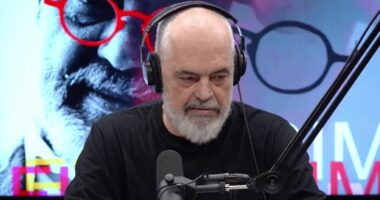 “Nuk janë vënë re abuzime”/ Çmimi i karburantit, Rama: Monitorim orë pas ore. Akciza, të mbrojmë pensionistët  